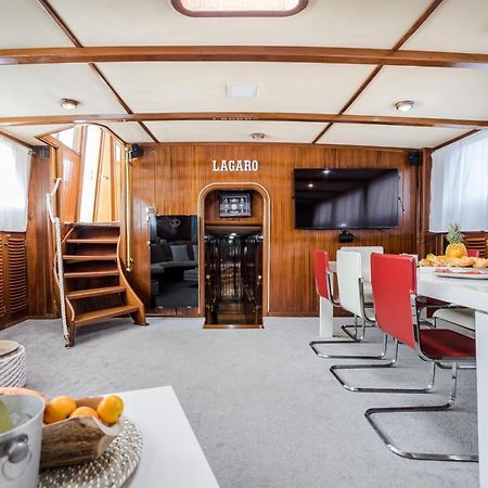 Spacious Yacht Hotel Barcelona City Center 5 Cabins Zewnętrze zdjęcie