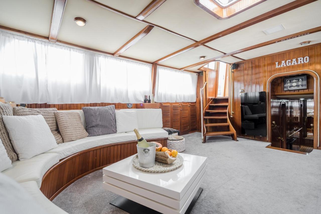 Spacious Yacht Hotel Barcelona City Center 5 Cabins Zewnętrze zdjęcie