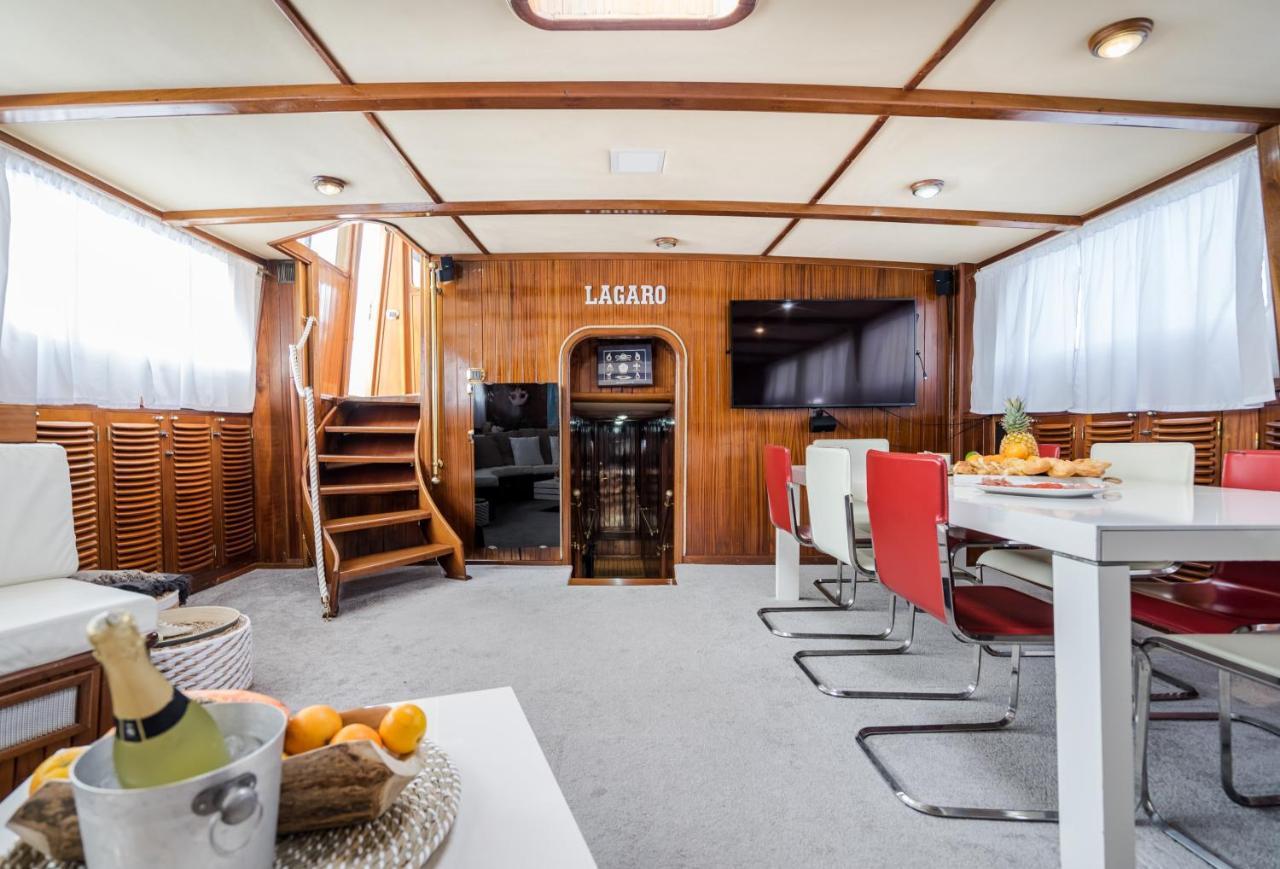 Spacious Yacht Hotel Barcelona City Center 5 Cabins Zewnętrze zdjęcie